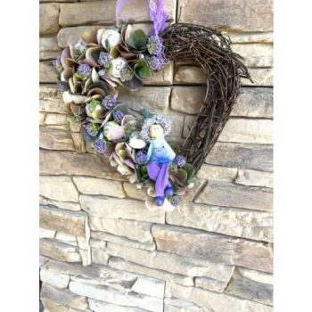 Szív alakú ajtódísz -levendula manóval