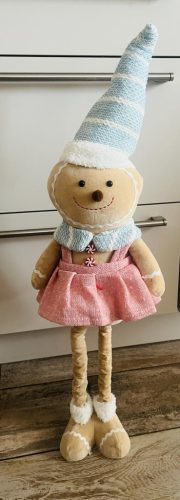 Mézeskalács figura lány, teleszkópos lábbal 25x12x65 cm 