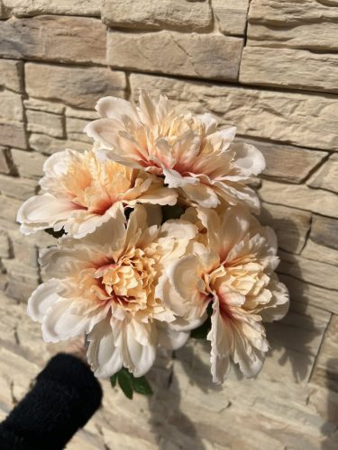 Dália művirág csokor – 45 cm, 7 virágos, halványsárga barack
