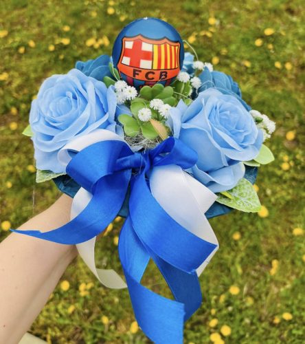 Barcelona focis ballagási csokor