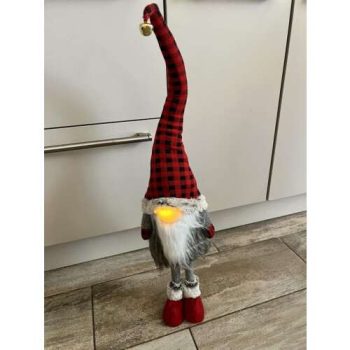 Manó LED-es álló textil 15x11x70cm piros