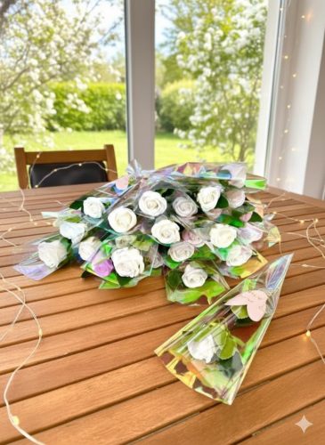 Szappanrózsa díszcsomagolással fehér színű rózsával