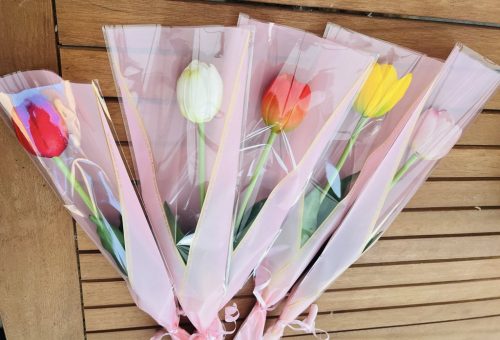 Csomagolt szálas tulipán extra élethű kivitelben-az ár 1 db értendő