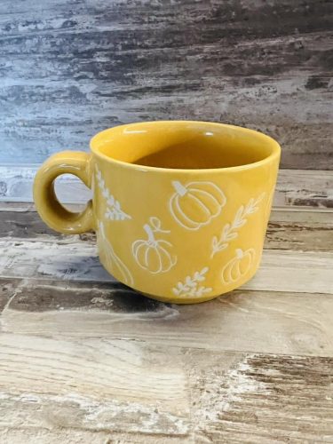 BÖGRE ŐSZI 9,5x7,5 cm  sárga színben Őszi bögre