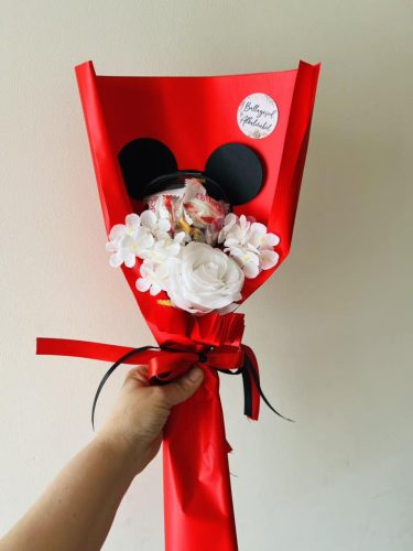 Mickey töltött édességes ballagási csokor -az ár 1 csokorra vonatkozik!