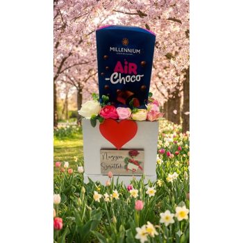    „Nagyon szeretlek” csokis virágdoboz – különleges ajándék szívből