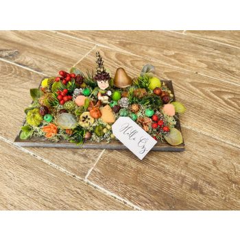 Őszi asztaldísz figurával