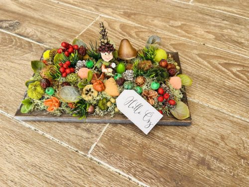 Őszi asztaldísz figurával