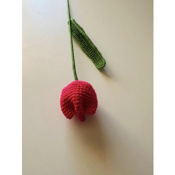   Horgolt kézműves tulipán élénk rózsaszín zárt fazonú