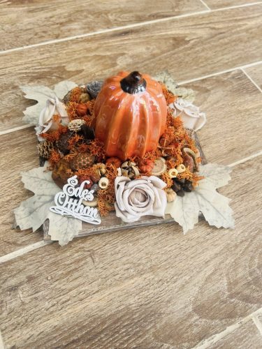 Fényes kerámia tökös asztaldísz 