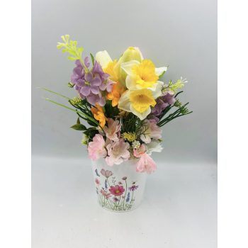 Tavaszi művirág asztaldísz – fehér virágos kaspóban