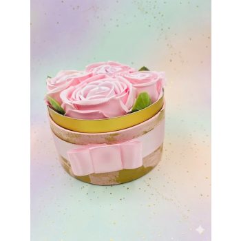 Rózsaszín–arany virágbox választható felirattal