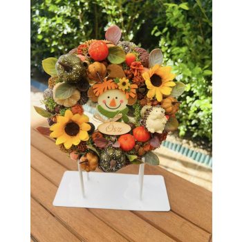 Sünis őszi ajtódísz madárijesztővel