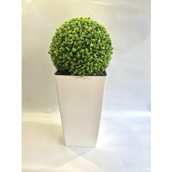   Mű buxus prémium minőségű fehér műanyag négyszögletes padlóvázában