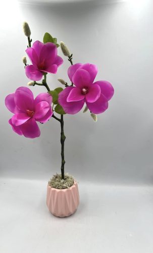 Magnóliás asztaldísz kerámia kaspóban