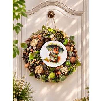 Mókusos őszi ajtódísz termésekkel – 24 cm
