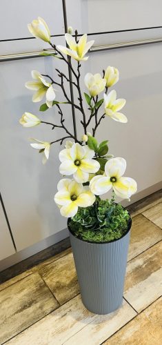 Élethű Magnólia Padlóvázában – Maradandó Művirág, 90–95 cm szürke kaspós