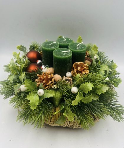 Különleges adventi dísz vessző alapon – 4 db zöld gyertyával