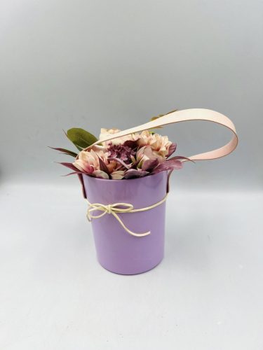 Virágos füles box -választható felirattal is 