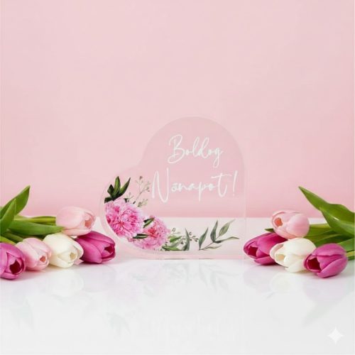 Plexi szív virágos „Boldog Nőnapot” felirattal – 6,6 × 6,6 cm