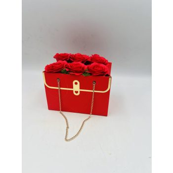   Illatos szappanrózsás táska – elegáns ajándék különleges alkalmakra piros