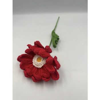 Horgolt gerbera piros