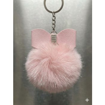   Halvány rózsaszín szőrös gombóc kulcstartó – masnis, strasszos dekoráció