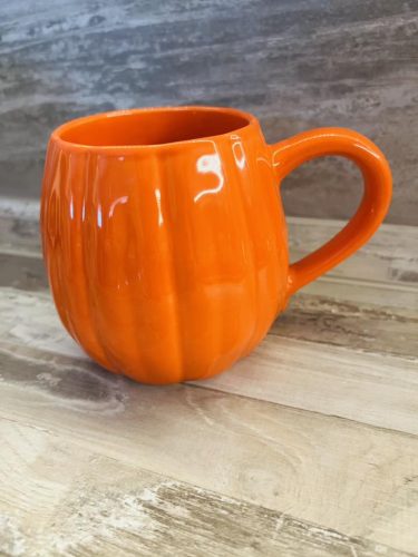 ŐSZI TÖK FORMÁJÚ BÖGRE  8x10 cm narancs színben Őszi bögre