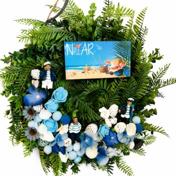 Nyári tengerparti ajtódísz matróz figurákkal – 35 cm