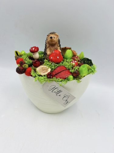 Őszi asztaldísz figurával