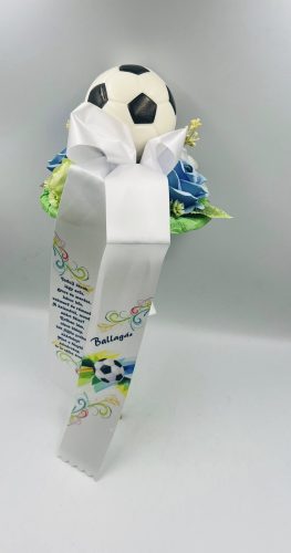 Focis ballagási csokor focis szalaggal idézetes